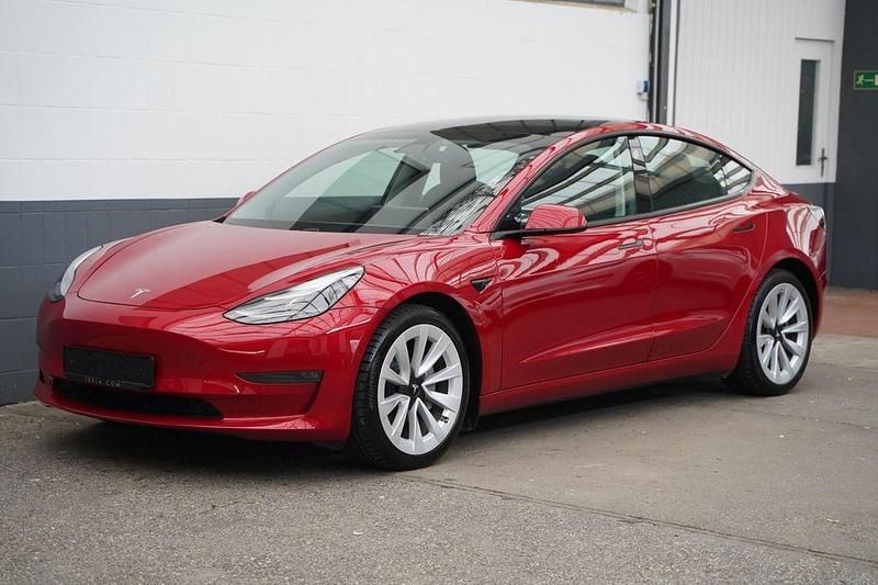 Gebraucht Tesla Model 3 Long Range AWD 366 kW (498 PS) 2020 Rot Limousine