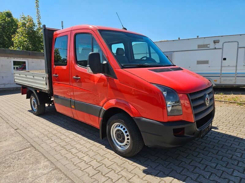 Rot Gebraucht 2010 VW Crafter Van | 5.999 € (Guter Preis) - Bild 1/4