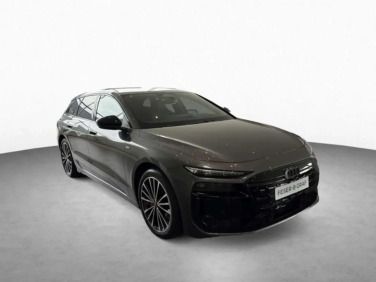 Neu Audi A6 e-tron Business 269 kW (367 PS) 2026 Daytonagrau perleffekt Kombi