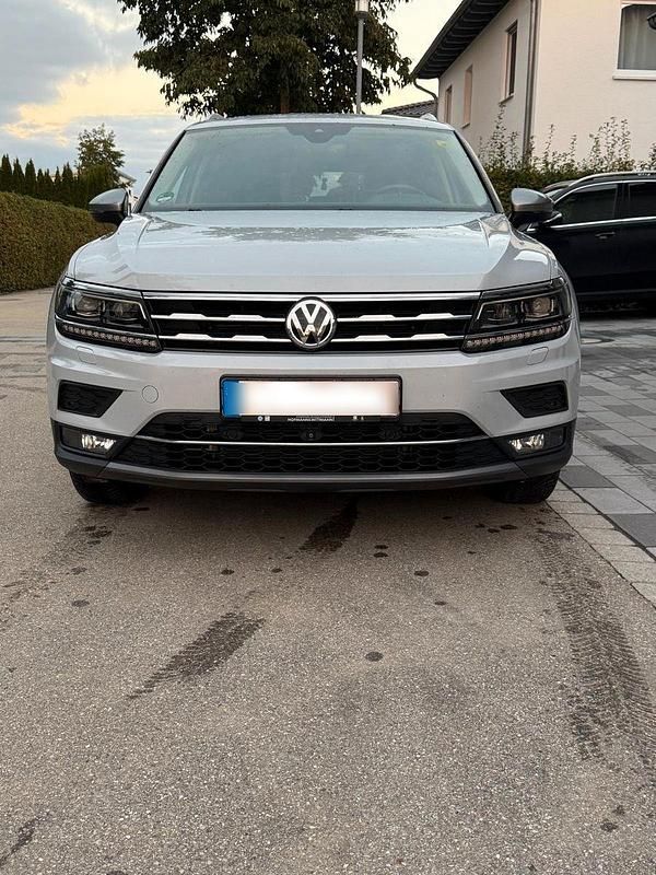 Gebraucht VW Tiguan Allspace Highline 150 PS (110 kW) 2017 Weiß SUV