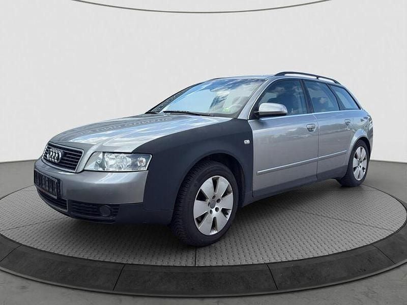 Grau Gebraucht 2001 Audi A4 Limousine | 1.000 € (Superpreis) - Bild 1/4