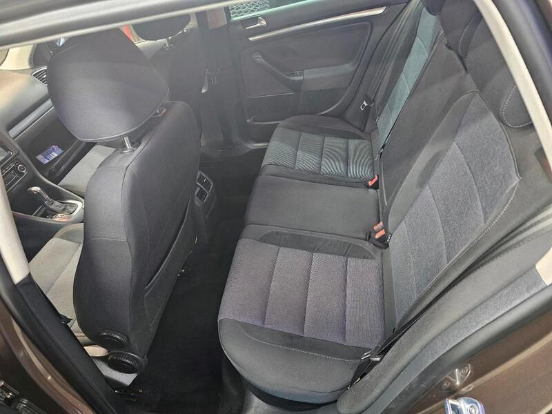 Braun Gebraucht 2011 VW Golf VI Kombi | 6.700 € (Fairer Preis) - Bild 1/4
