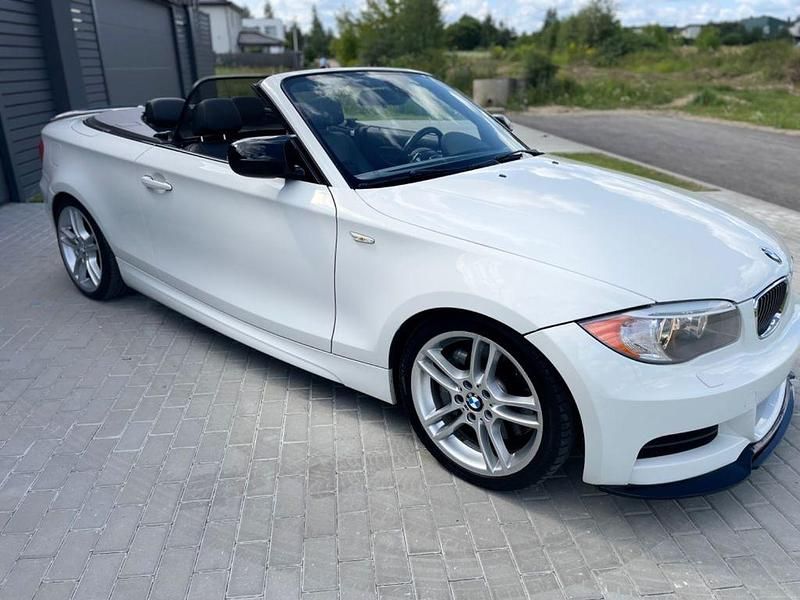 Weiß Gebraucht 2012 BMW 135 Cabriolet M Sport Cabrio | 11.990 € (Superpreis) - Bild 1/4