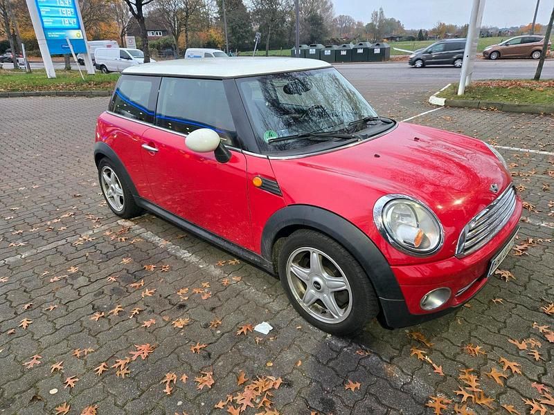 Rot Gebraucht 2007 Mini Cooper Kleinwagen | 3.500 € (Fairer Preis) - Bild 1/4