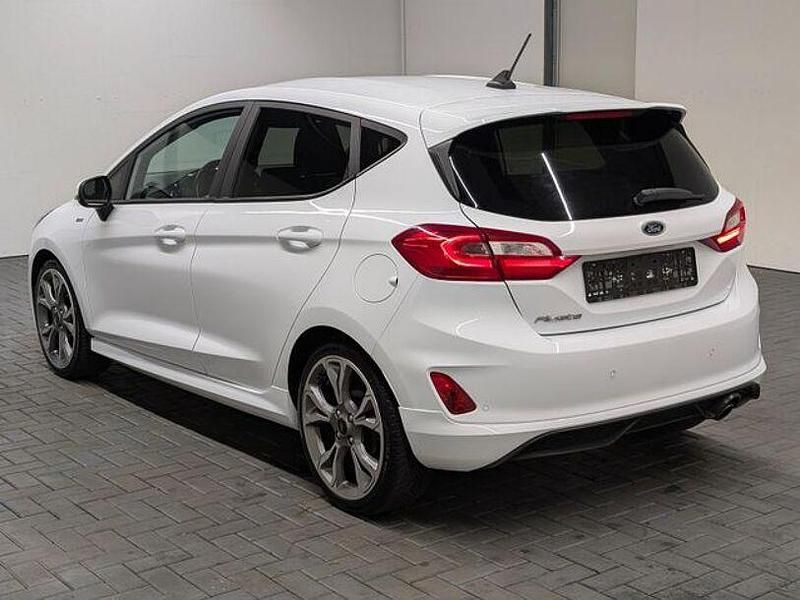 Gebraucht Ford Fiesta ST-Line 101 PS (74 kW) 2018 Frostweiss Limousine