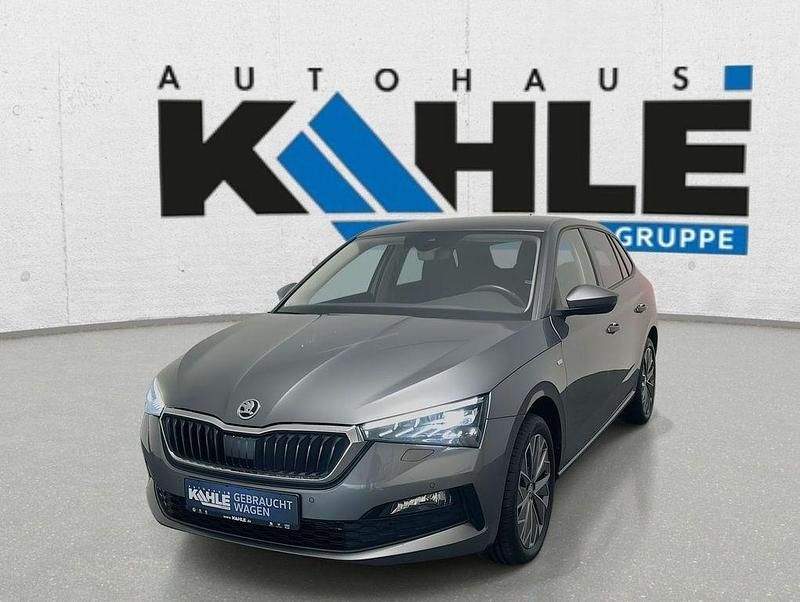 Graphitegrau metallic Gebraucht 2023 Skoda Scala Tour Kleinwagen | 23.290 € (Fairer Preis) - Bild 1/4