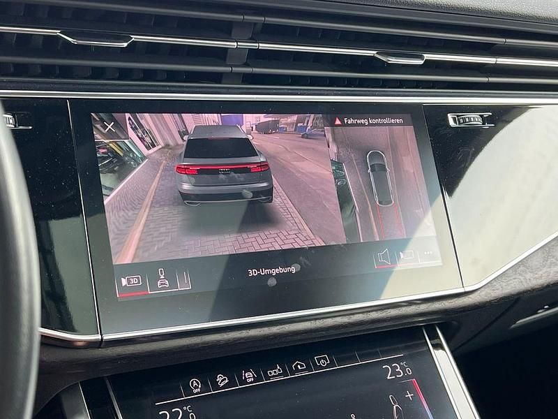 Gebraucht Audi Q8 Ambiente 340 PS (250 kW) 2019 Grau SUV