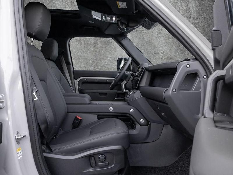 Neu Land Rover Defender SE Dynamic 349 PS (256 kW) 2026 Grau SUV