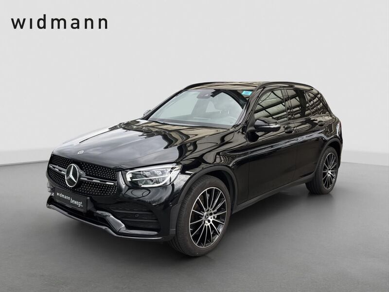 Unilack schwarz Gebraucht 2022 Mercedes GLC300 AMG line SUV | 42.850 € (Etwas zu teuer) - Bild 1/4