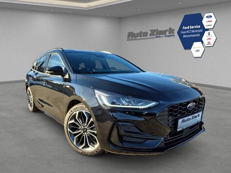 Gebraucht Ford Focus ST-Line X 155 PS (114 kW) 2024 Schwarz Kombi
