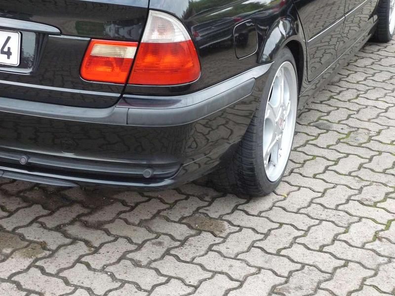 Gebraucht BMW 325 192 PS (141 kW) 2001 Schwarz Kombi