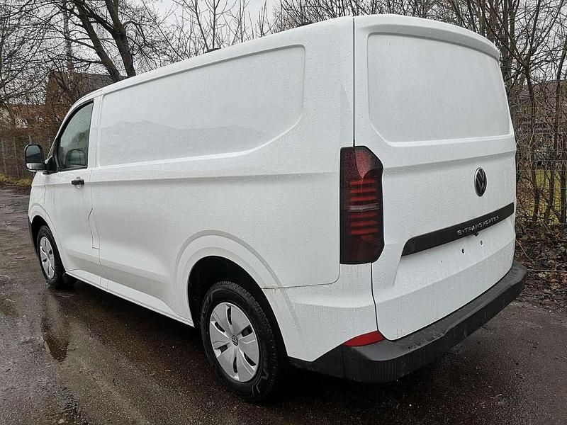 Neu VW Transporter 100 kW (136 PS) 2026 Stone grey Van