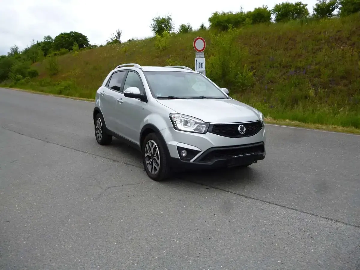 Gebraucht SsangYong Korando Sapphire 178 PS (130 kW) 2016 35mk SUV
