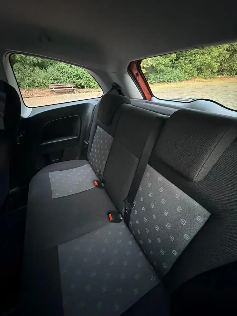 Gebraucht Ford Fiesta 70 PS (51 kW) 2004 Orange Kleinwagen