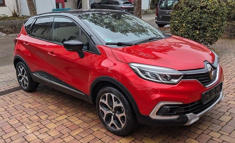 Gebraucht Renault Captur Collection 131 PS (96 kW) 2019 Rot SUV