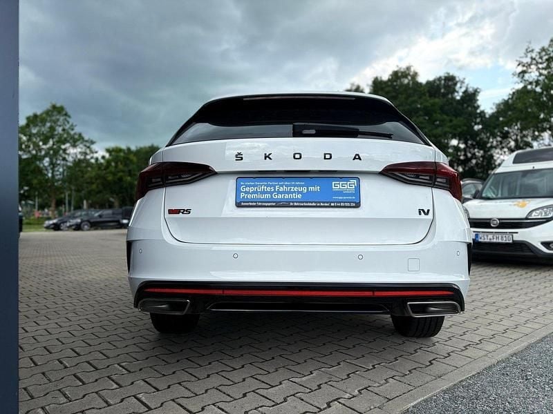 Second-hand Skoda Octavia RS 245 CP (180 kW) 2023 Alb Break