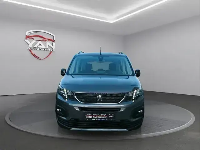 Gebraucht Peugeot Rifter Allure 110 PS (80 kW) 2023 Grau Van / Kleinbus