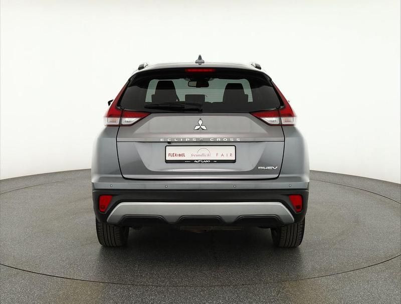 Gebraucht Mitsubishi Eclipse Cross Plus 188 PS (138 kW) 2022 Silber SUV