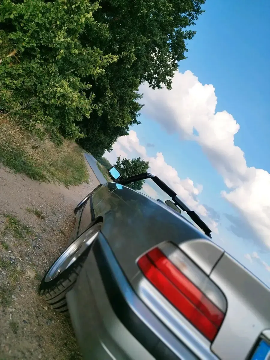 Gebraucht BMW 318 Cabriolet Basis 115 PS (84 kW) 1997 Silber Cabrio