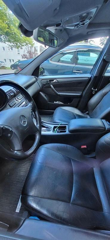 Gebraucht Mercedes 320 218 PS (160 kW) 2003 Schwarz Kombi