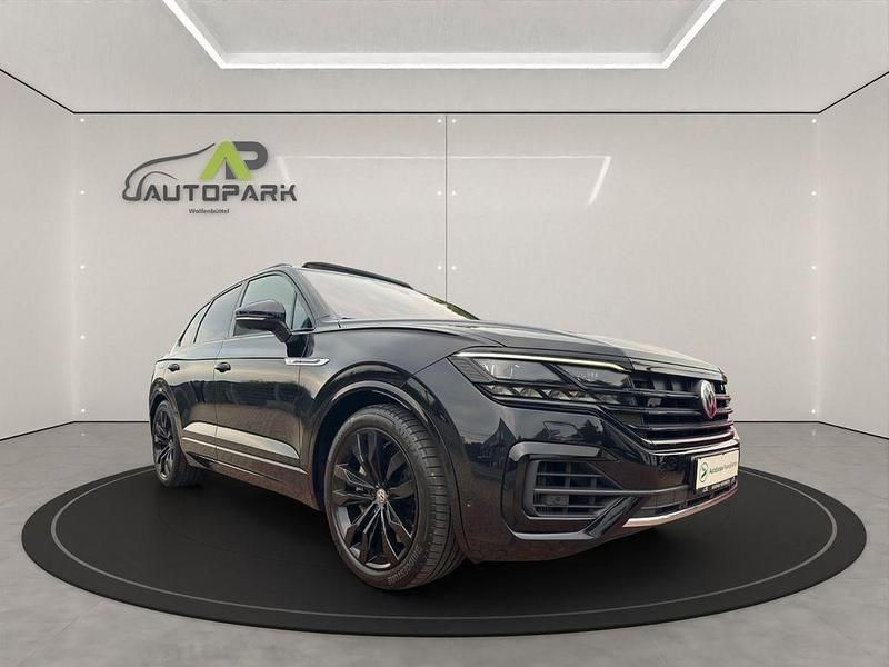 Schwarz Gebraucht 2020 VW Touareg R-line SUV | 39.990 € (Fairer Preis) - Bild 1/4