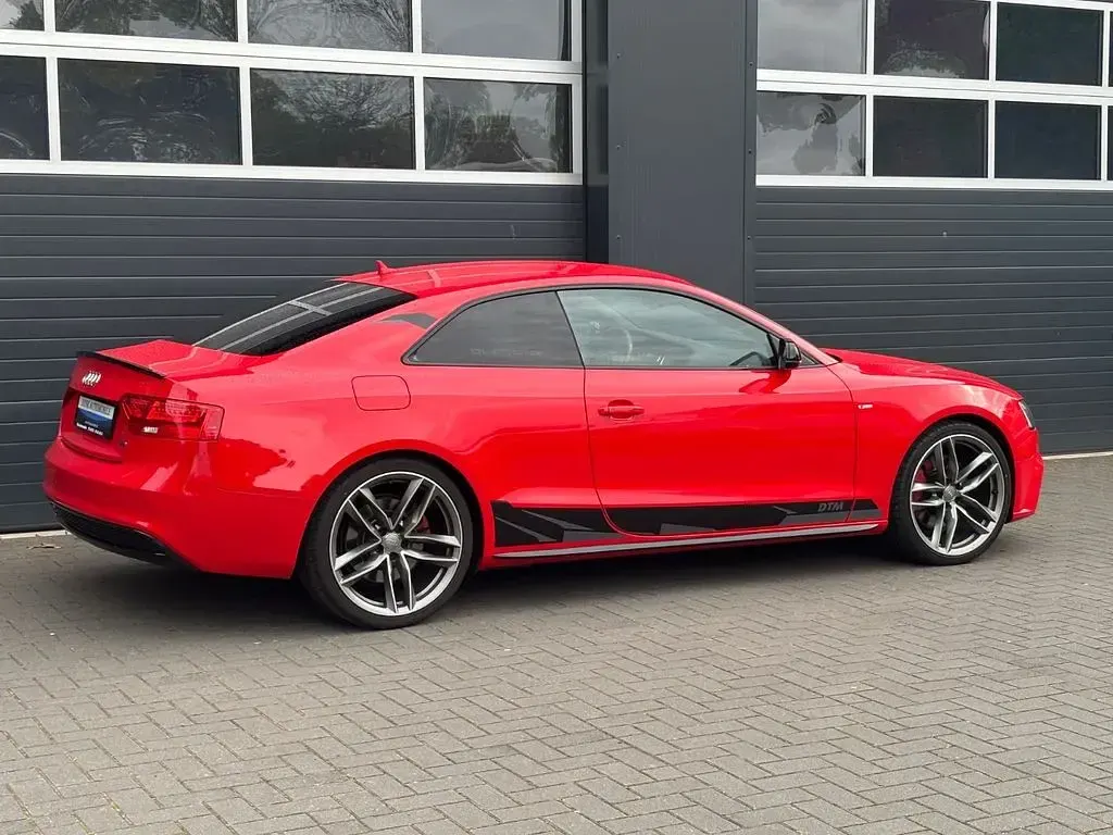 Gebraucht Audi A5 Advanced 245 PS (180 kW) 2016 Rot Coupé