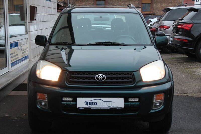 Gebraucht Toyota RAV4 150 PS (110 kW) 2002 Grün SUV