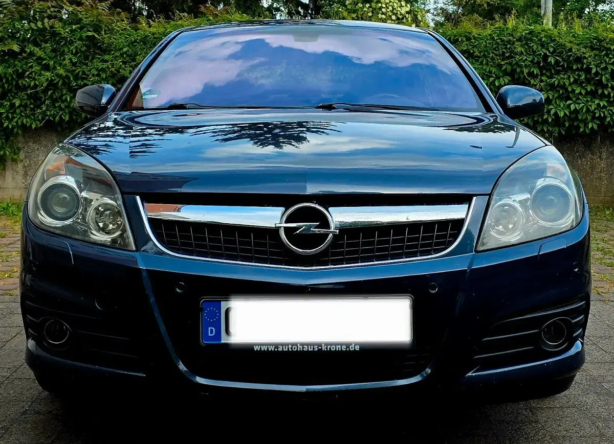 Gebraucht Opel Vectra Cosmo 140 PS (102 kW) 2009 Grau Limousine