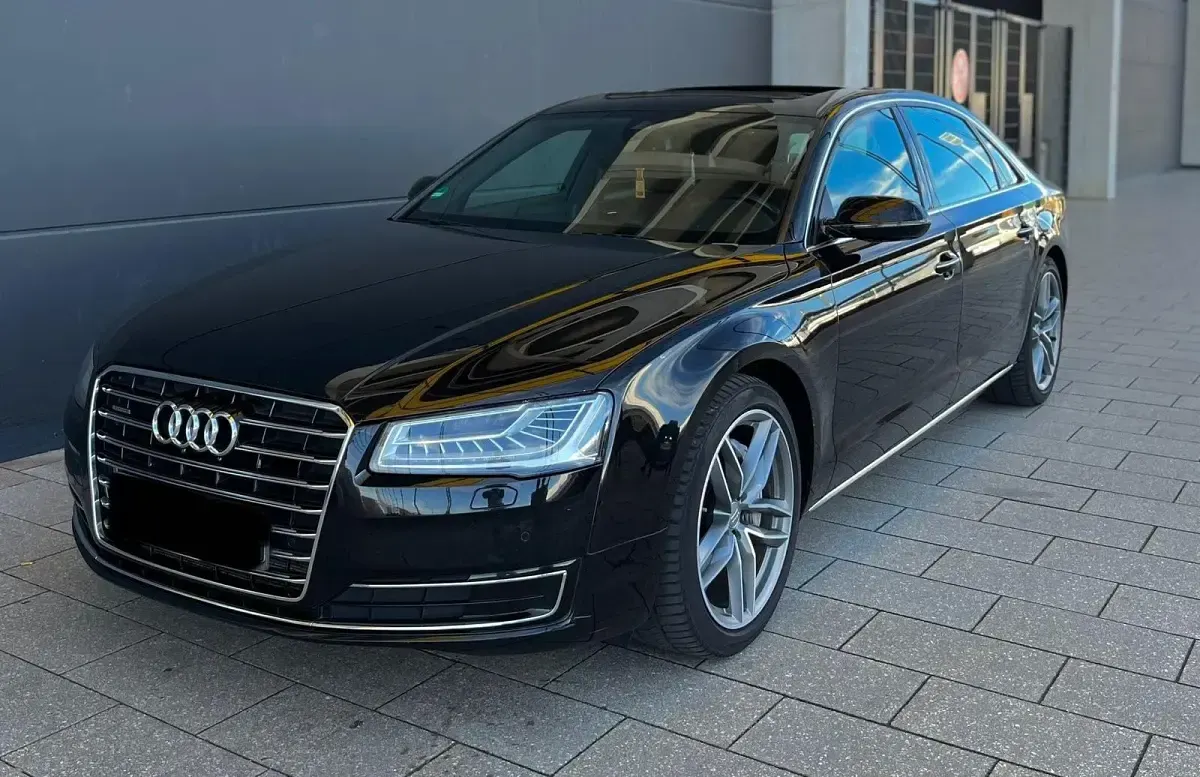 Gebraucht Audi A8L Ambiente 262 PS (192 kW) 2016 Schwarz Limousine