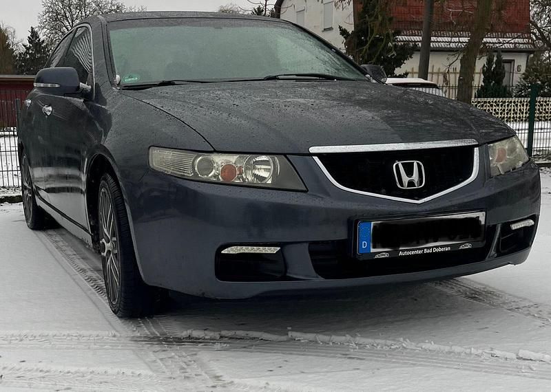 Gebraucht Honda Accord 140 PS (102 kW) 2005 Grau Limousine