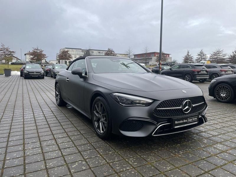 Gebraucht Mercedes CLE220 Avantgarde 197 PS (144 kW) 2024 Grau Cabrio