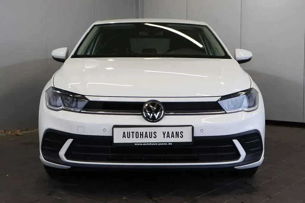 Gebraucht VW Polo 80 PS (58 kW) 2022 Weiß Kleinwagen