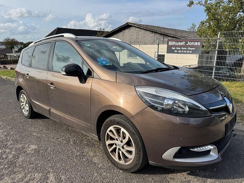 Braun Gebraucht 2016 Renault Scénic III Initiale Paris Van / Kleinbus | 3.900 € (Guter Preis) - Bild 1/4
