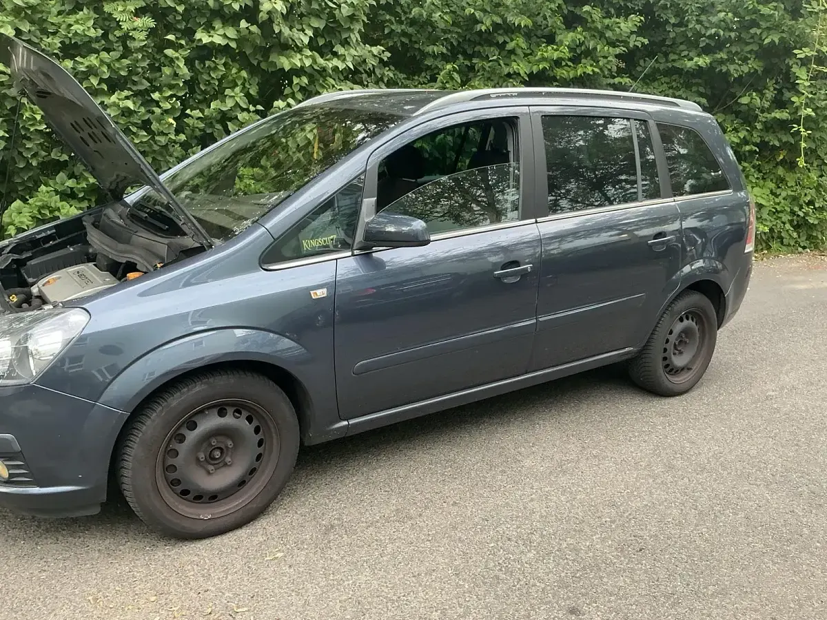 Gebraucht Opel Zafira 94 PS (69 kW) 2007 Blau Van / Kleinbus