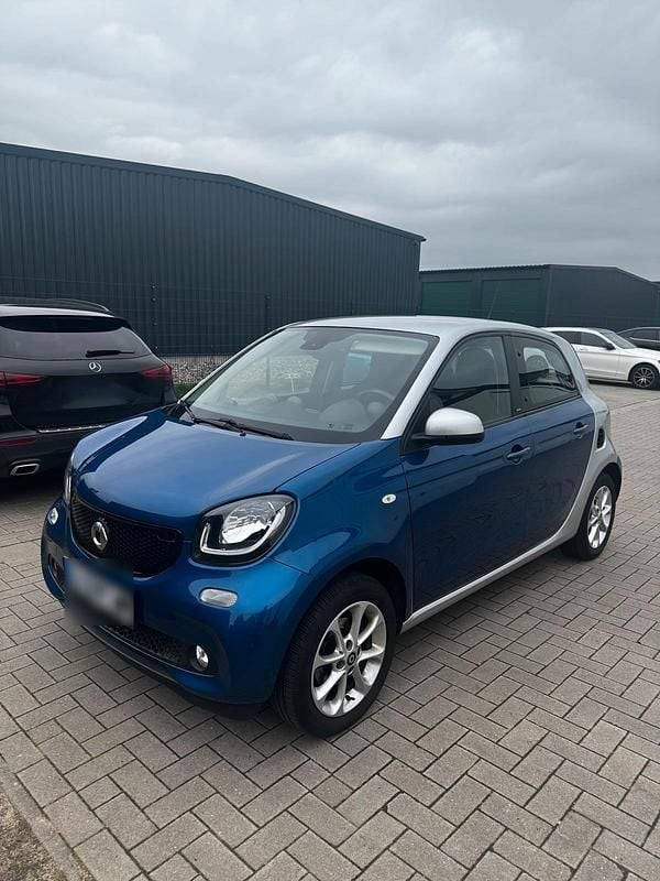 Second-hand Smart ForFour 90 CP (66 kW) 2018 Albastru Hatchback