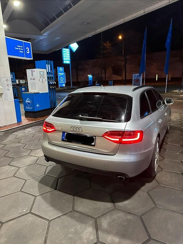 Gebraucht Audi A4 190 PS (139 kW) 2009 Silber Kombi