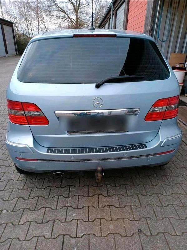 Gebraucht Mercedes B200 140 PS (102 kW) 2006 Blau Van / Kleinbus