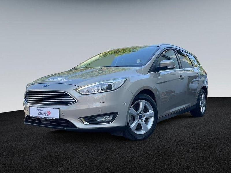Gebraucht Ford Focus Titanium 150 PS (110 kW) 2015 Titangrau metallic Kombi