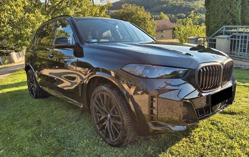 Schwarz Gebraucht 2025 BMW X5 Performance SUV | 101.950 € (Guter Preis) - Bild 1/4