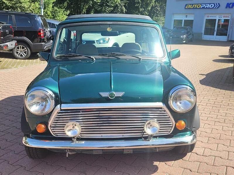 Usado Mini 1300 53 HP (38 kW) 1996 Verde Citadino