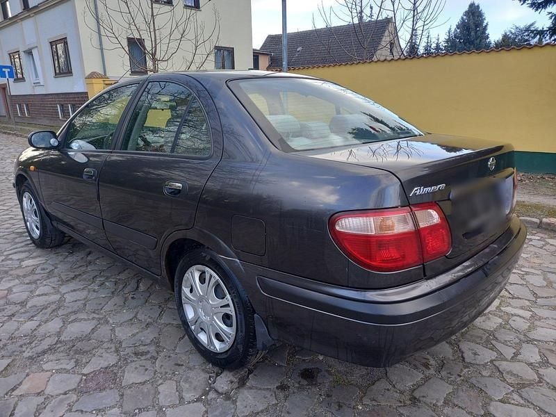Gebraucht Nissan Almera 90 PS (66 kW) 2001 Grau Limousine