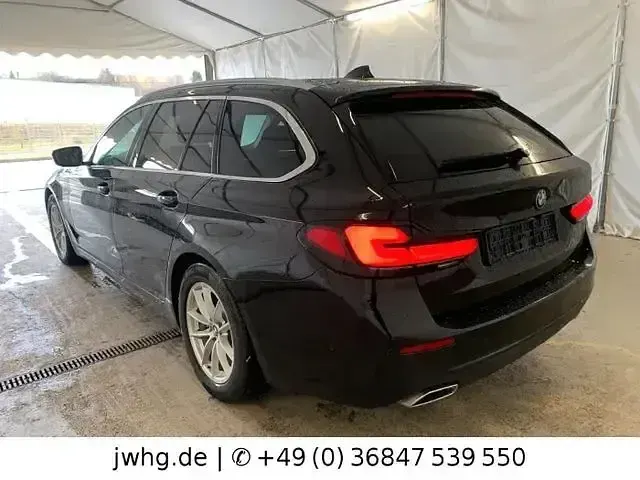 Gebraucht BMW 520 190 PS (139 kW) 2021 Schwarz Kombi