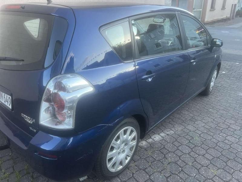 Gebraucht 2006 Toyota Corolla Verso Executive Van / Kleinbus | 3.700 € (Fairer Preis) - Bild 1/4