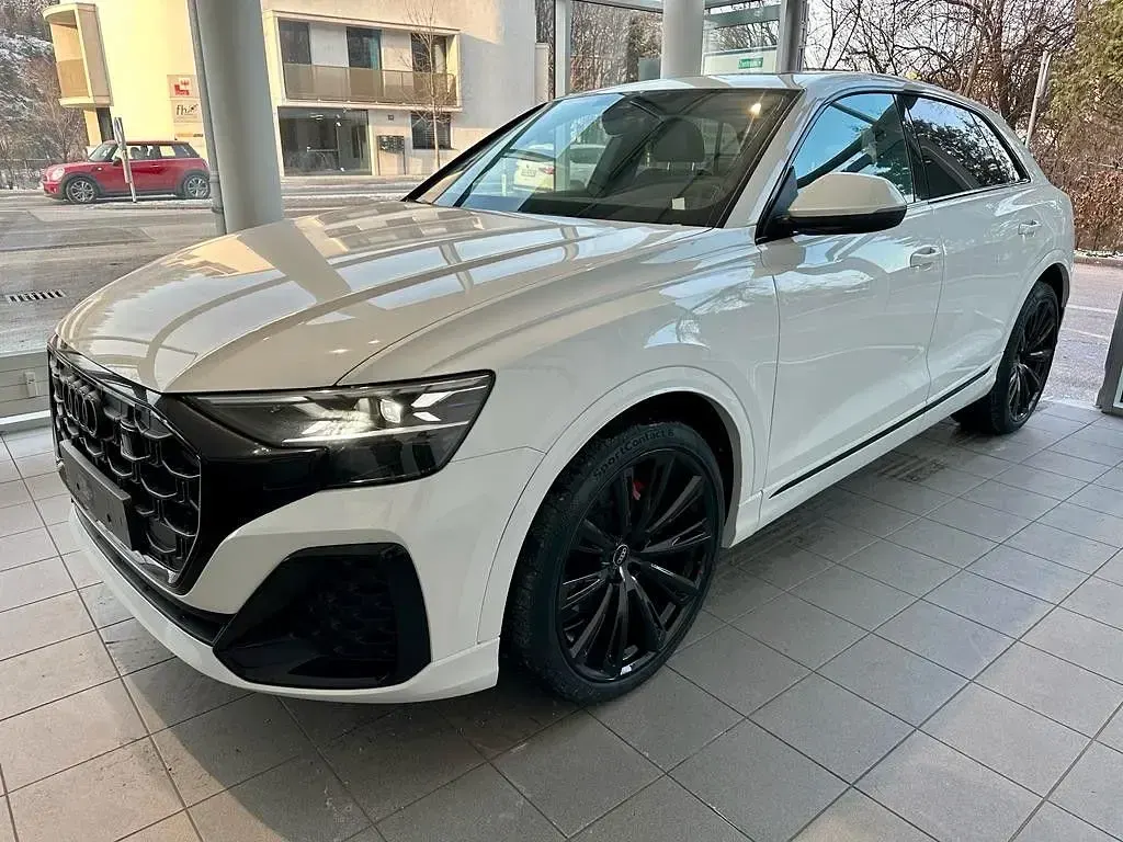 Neu Audi Q8 S-Line 286 PS (210 kW) 2026 0q carrarweiß SUV