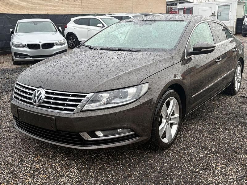 Gebraucht VW Passat 140 PS (102 kW) 2013 Schwarz Limousine