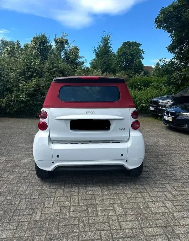 Gebraucht Smart ForTwo Cabrio 71 PS (52 kW) 2012 Weiß Cabrio
