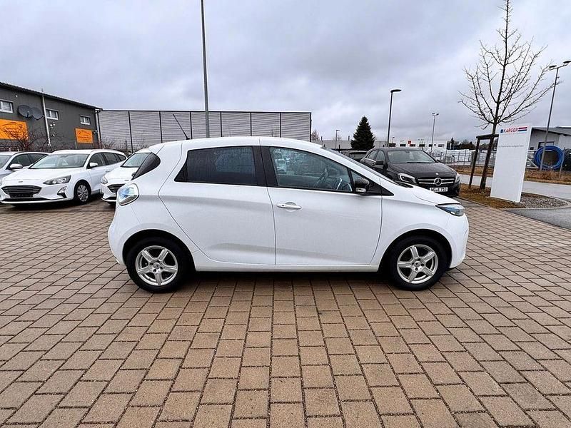 Gebraucht Renault Zoe Intens 42 kW (58 PS) 2015 Weiß Kleinwagen