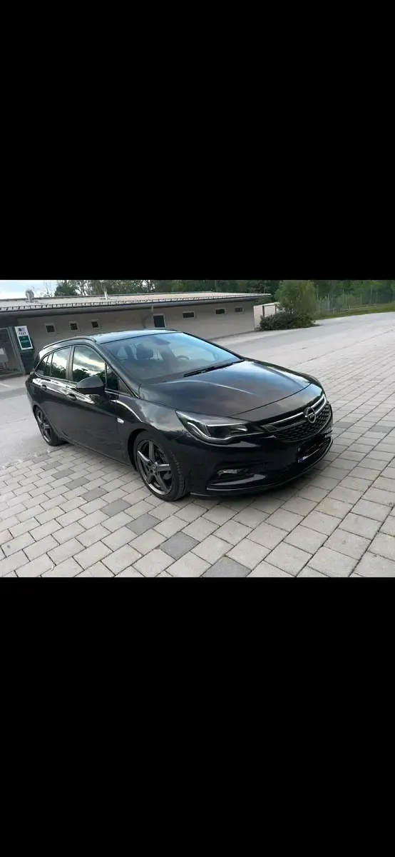 Gebraucht Opel Astra 95 PS (69 kW) 2016 Schwarz Kombi