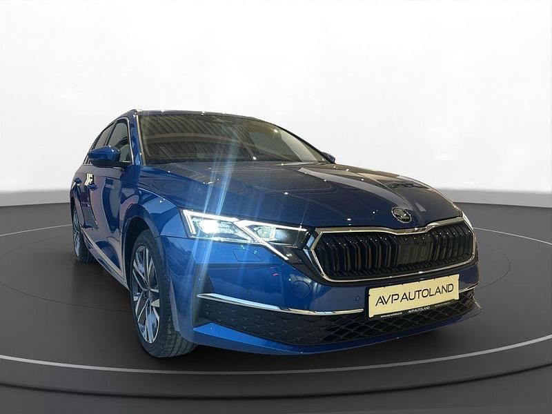 Neu Skoda Octavia Selection 150 PS (110 kW) 2025 Graphitegrau Kombi