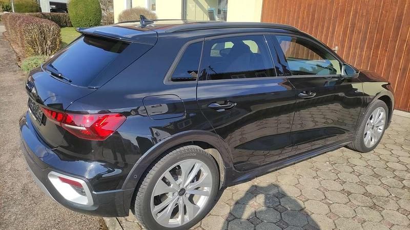 Gebraucht Audi A3 150 PS (110 kW) 2024 Mythosschwarz metallic Kleinwagen